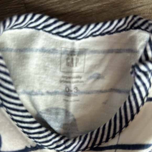 Gap Rompers - Picture 9 of 9